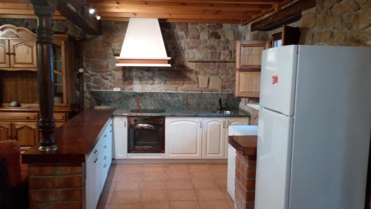 La Casa De Consuelo 3 Guest House Viernoles Bagian luar foto