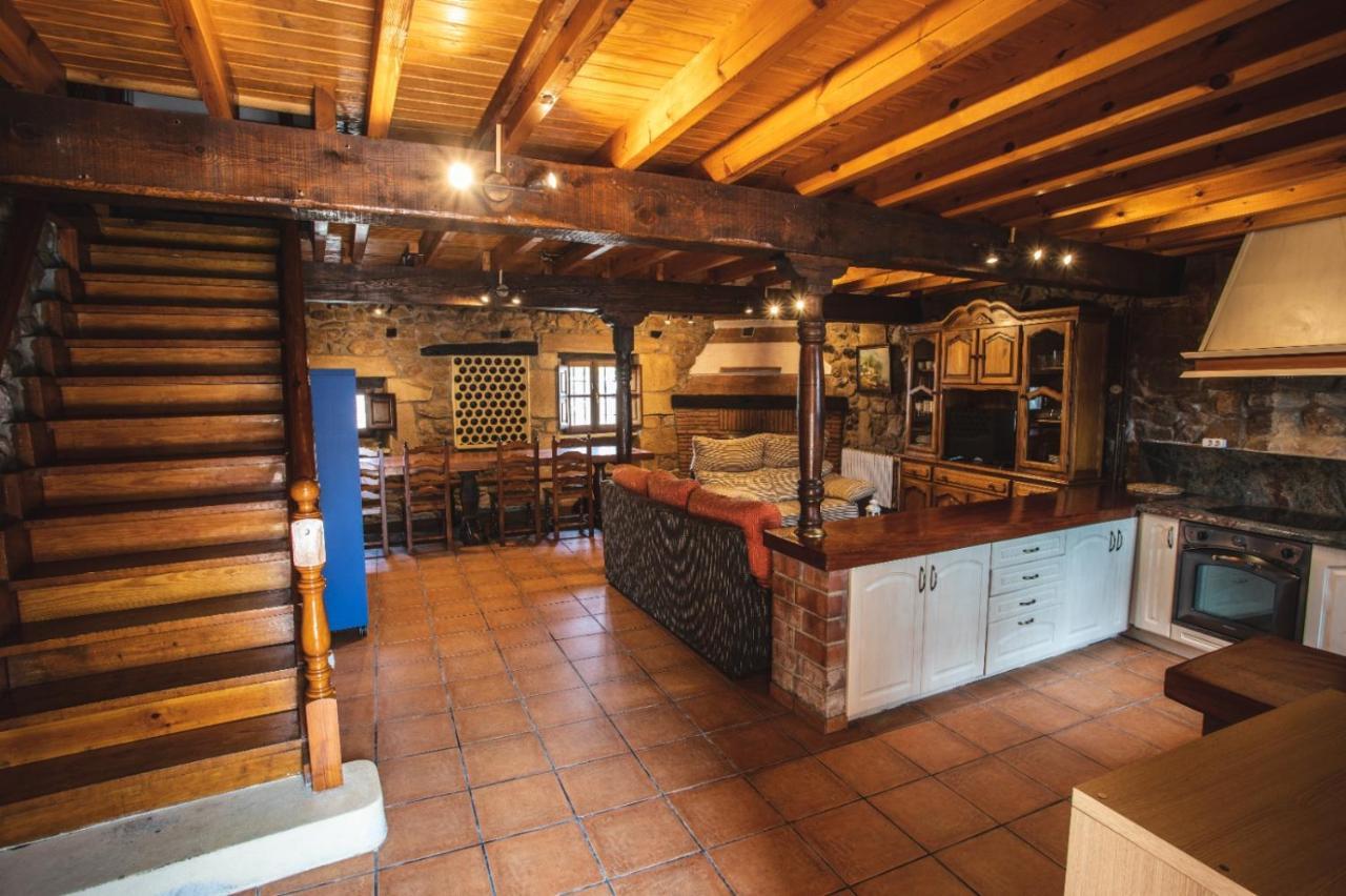 La Casa De Consuelo 3 Guest House Viernoles Bagian luar foto